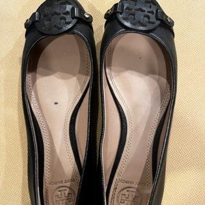 Tory Burch Black Logo Flats Size 6.5